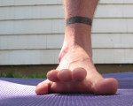 yoga feet exercise - raise inner toes