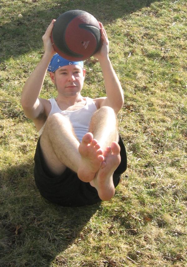 Reaching Medicine Ball Sit-ups