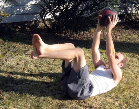 Reaching Medicine Ball Sit-ups