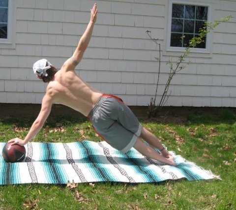 Medicine Ball Spartan Twists