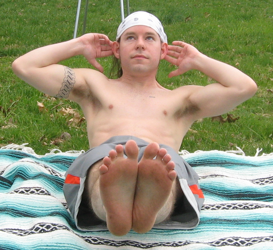 Crunches: Legs Straight (abs)